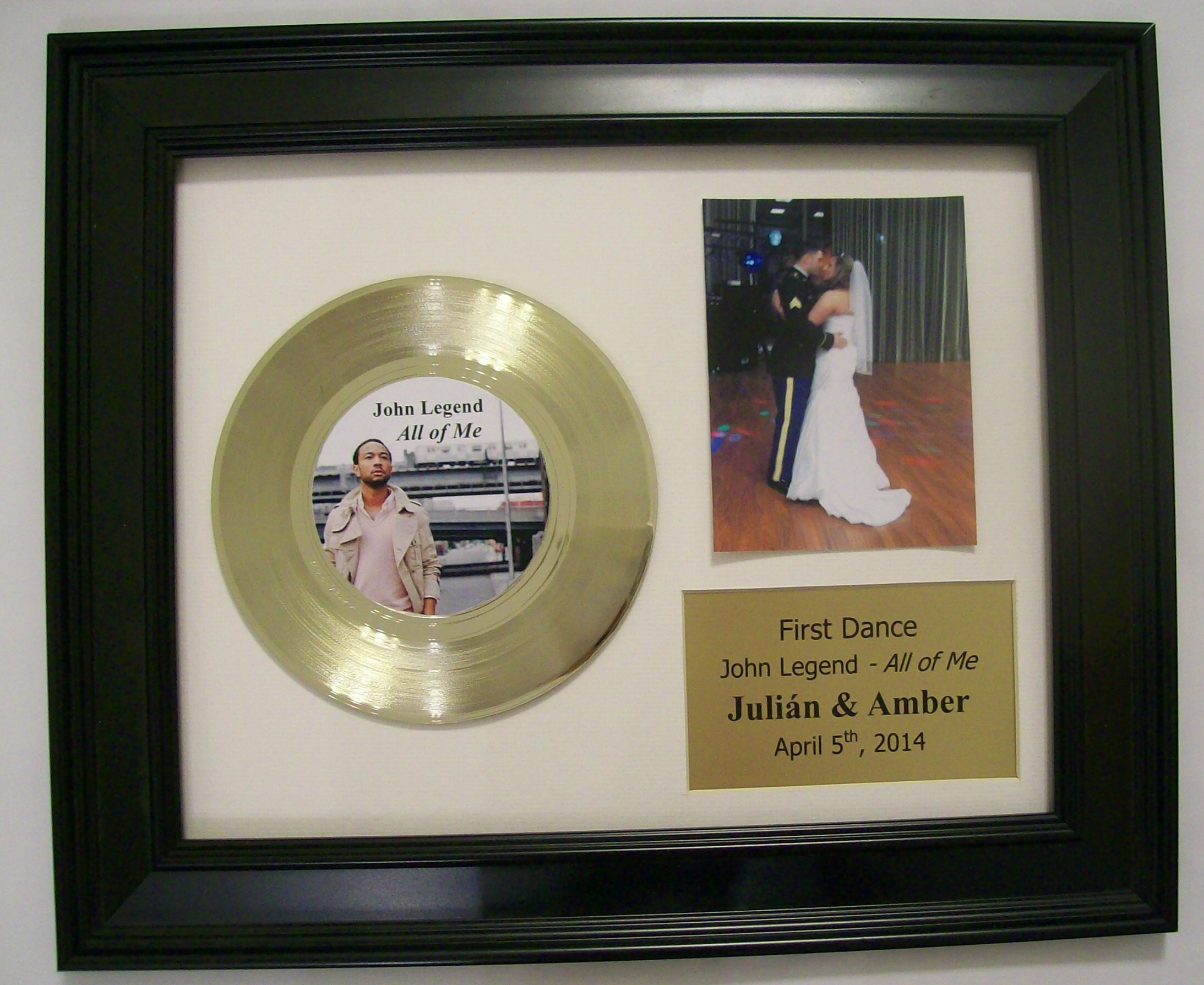 Image for Wedding First Dance Display 45 Gold