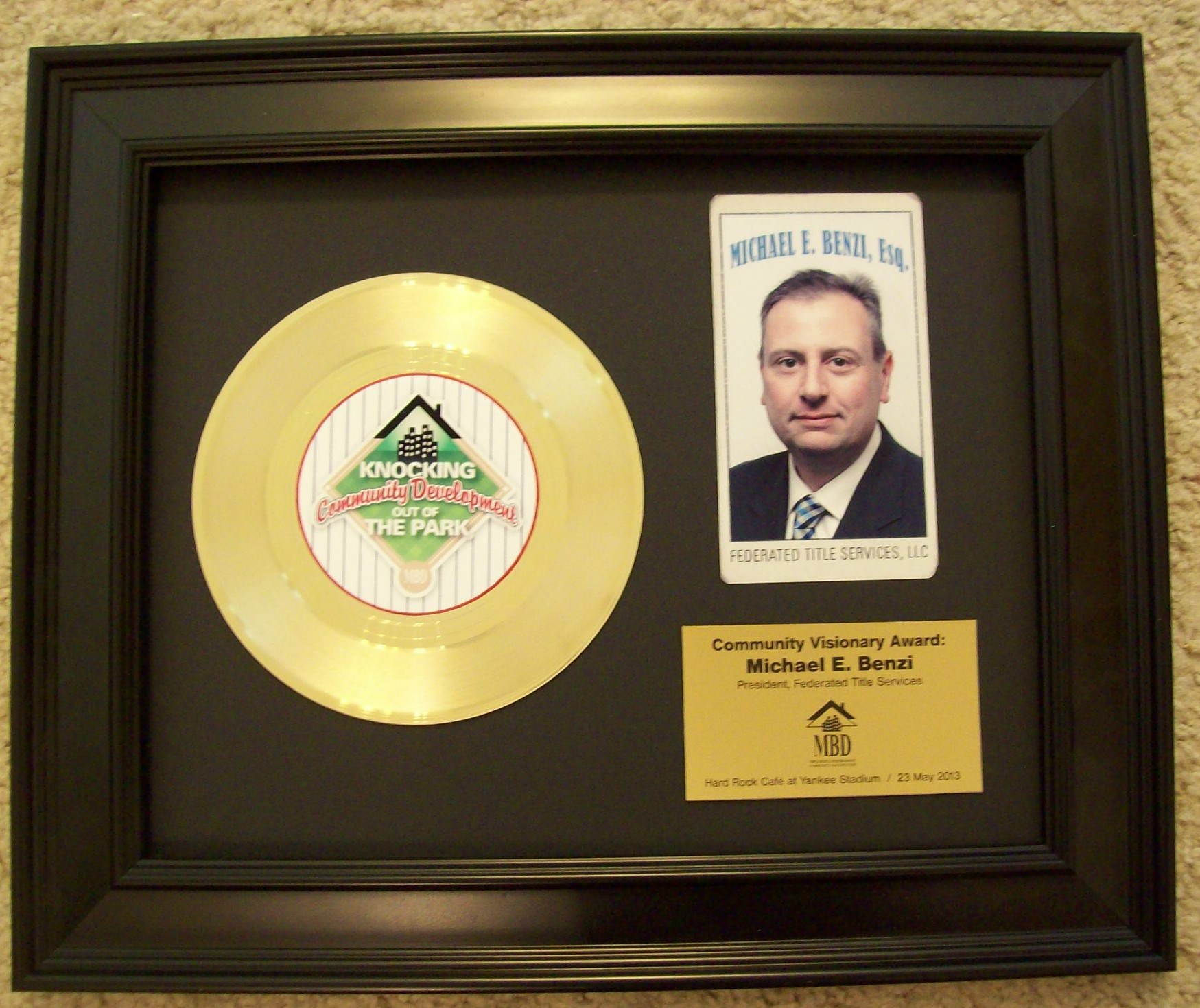 Wedding First Dance Display 45 Gold, image size:1749x1470